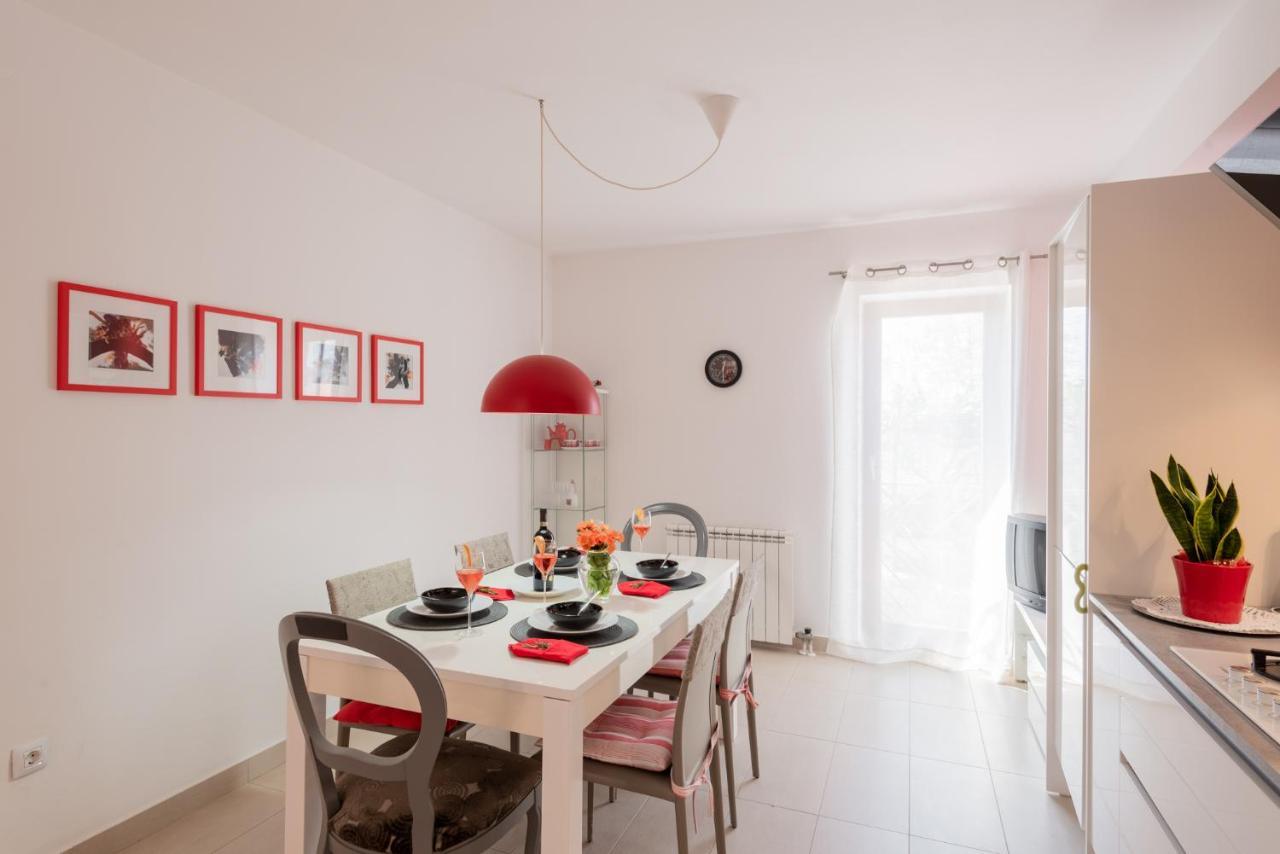 Apartment Anna Pula Exterior photo